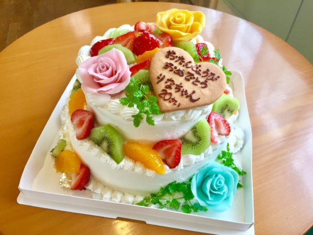 お誕生日ケーキ キャラデコ 焼き菓子とケーキの店 太田マロニエ 群馬県太田市